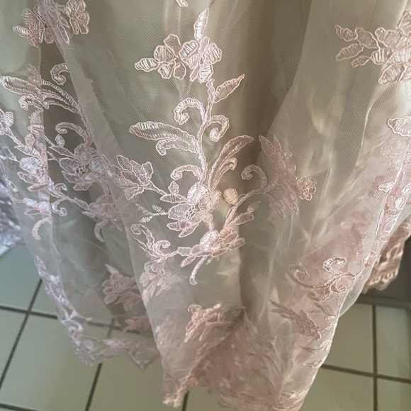 Elvina Embroidered Floral Mermaid Dress - Picture 10 of 10